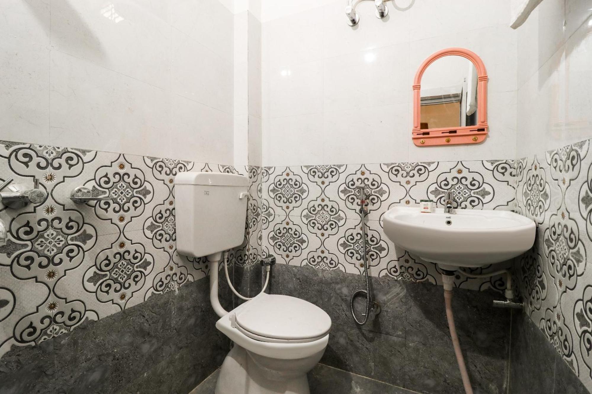 Hotel O New Suhani House Ramnagar  Ngoại thất bức ảnh